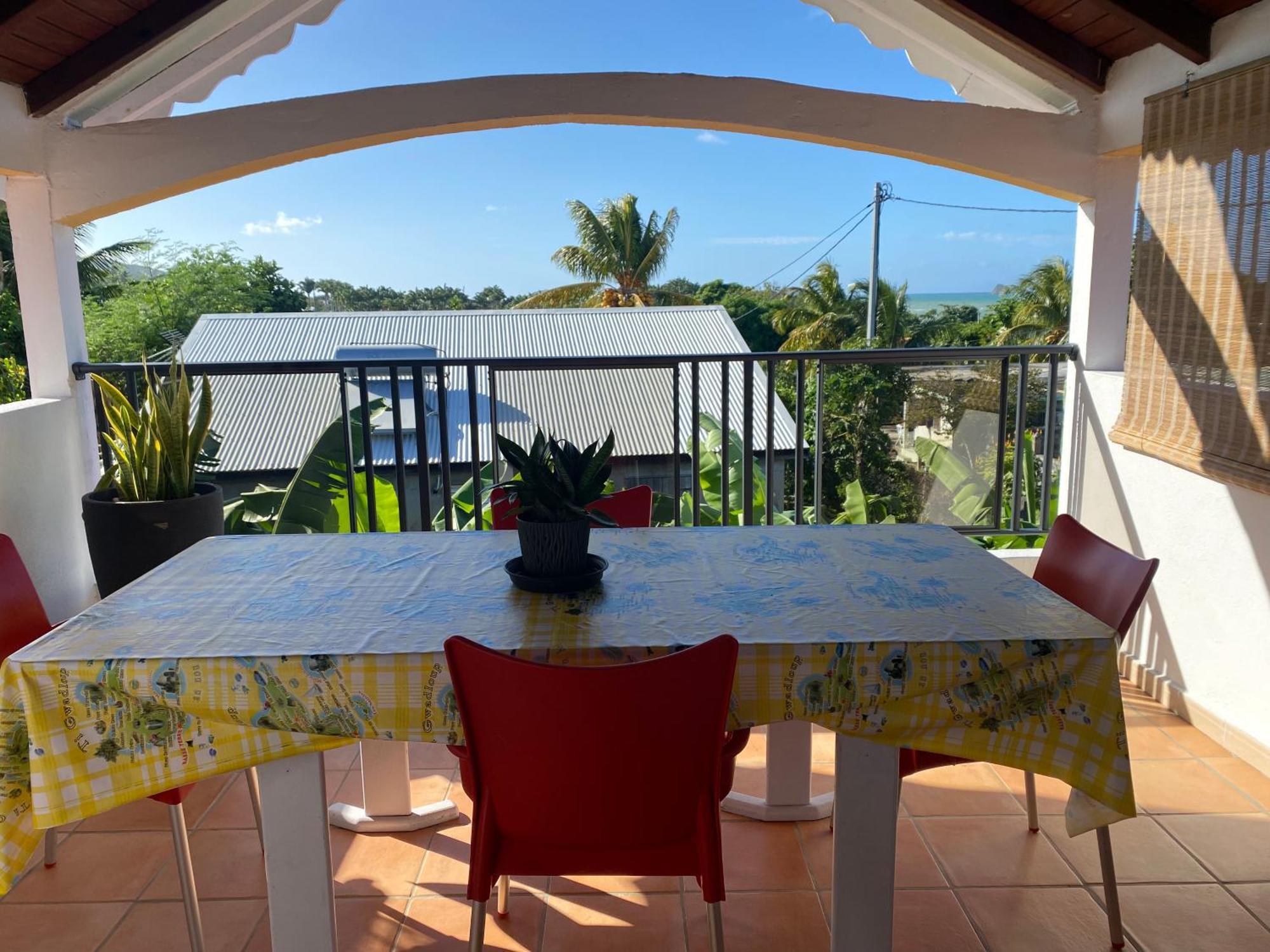 Chez Soul~Etage Entier Avec Vue Sur Mer Sainte-Rose Ngoại thất bức ảnh